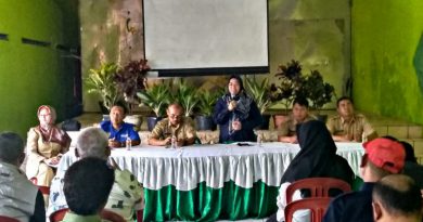 Sosialisasi Dinas PU Penanggulangan Banjir Di RW 05 Kelurahan Purwantoro Sosialisasi Dinas PU Penanggulangan Banjir Di RW 05 Kelurahan Purwantoro