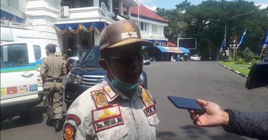 Pemkot Malang Terus Patroli Cegah Penyebaran Covid-19 Pemkot Malang Terus Patroli Cegah Penyebaran Covid-19