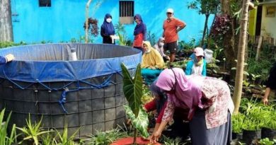 Semarak Warga Sukun Dalam Persiapan Lomba Urban Farming Kota Malang Semarak Warga Sukun Dalam Persiapan Lomba Urban Farming Kota Malang