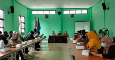 Sosialisasi Kesehatan MMK (Musyawarah Masyarakat Kelurahan) Sosialisasi Kesehatan MMK (Musyawarah Masyarakat Kelurahan)